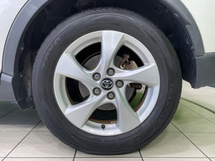 2017 Toyota C-HR DAA-ZYX10 (UW-69f067db4ca17)[7]