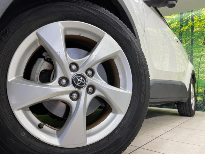 2017 Toyota C-HR DAA-ZYX10 (UW-69f067db4ca17)[6]