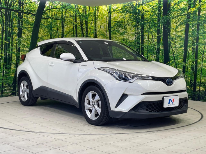 2017 Toyota C-HR DAA-ZYX10 (UW-69f067db4ca17)[21]