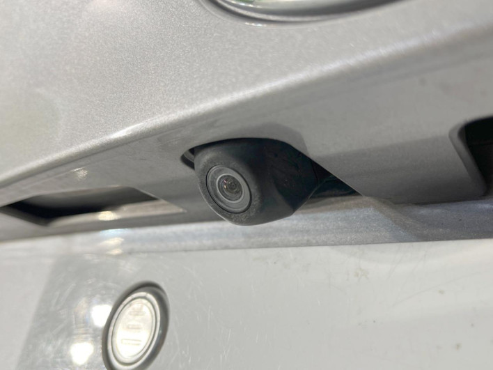 2018 Toyota C-HR DAA-ZYX10 (UW-69f067dbc9bab)[22]