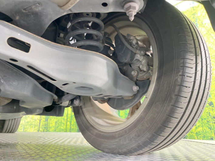 2018 Toyota C-HR DAA-ZYX10 (UW-69f067dbc9bab)[24]