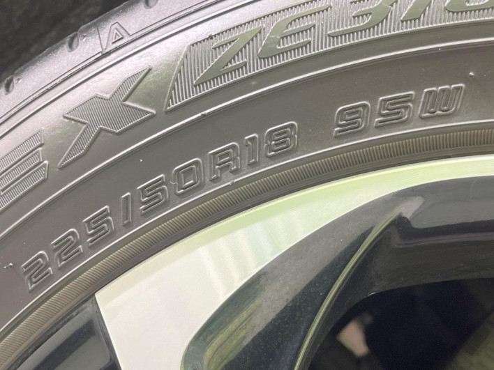 2018 Toyota C-HR DAA-ZYX10 (UW-69f067dbc9bab)[12]