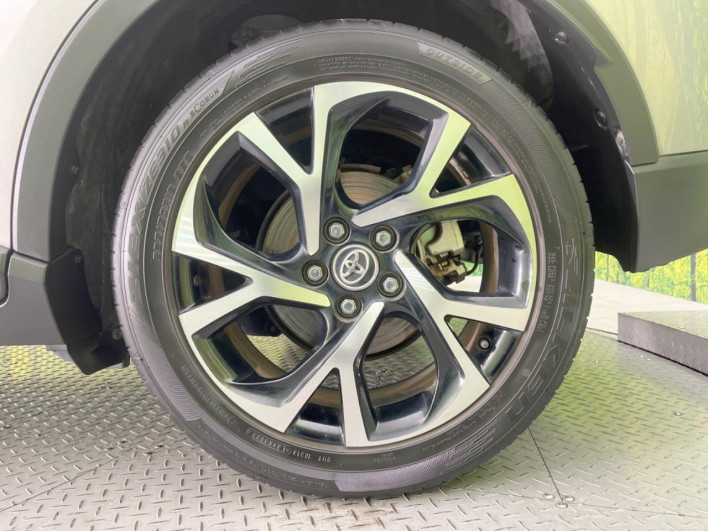 2018 Toyota C-HR DAA-ZYX10 (UW-69f067dbc9bab)[11]