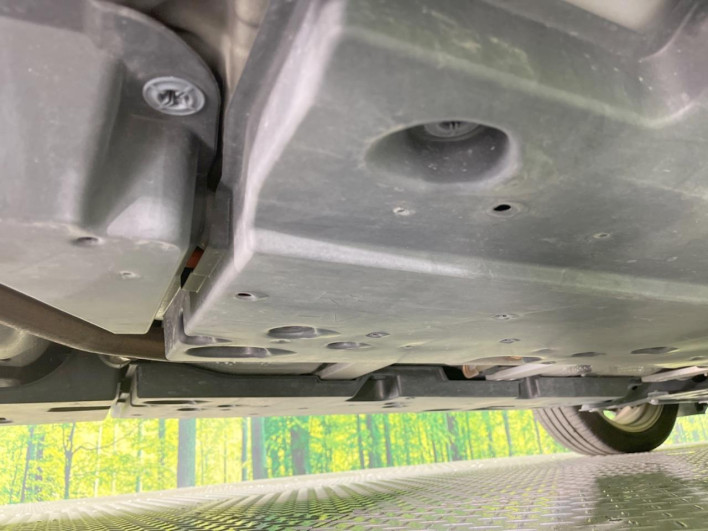 2018 Toyota C-HR DAA-ZYX10 (UW-69f067dbc9bab)[26]