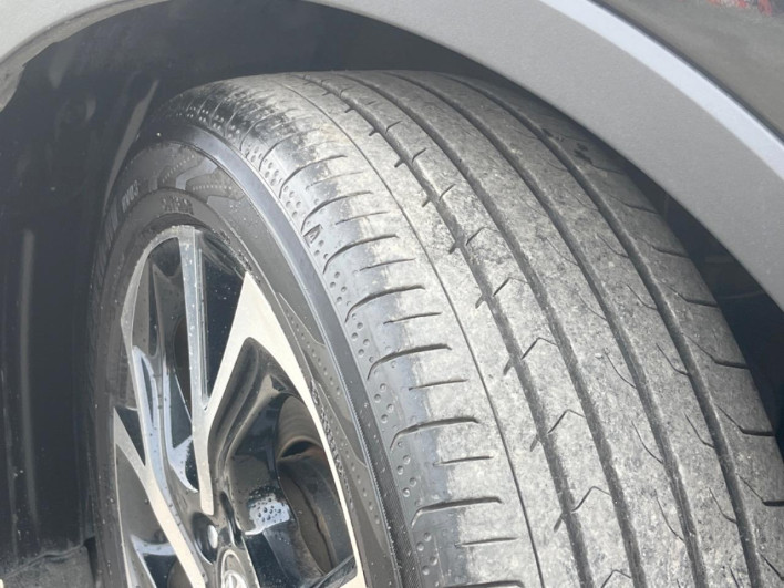 2018 Toyota C-HR DAA-ZYX10 (UW-69f067dcc188f)[17]