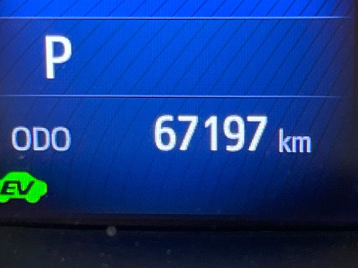 2018 Toyota C-HR DAA-ZYX10 (UW-69f067dcc188f)[2]