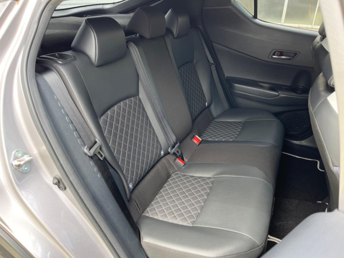 2019 Toyota C-HR DAA-ZYX10 (UW-69f067dd0383b)[20]