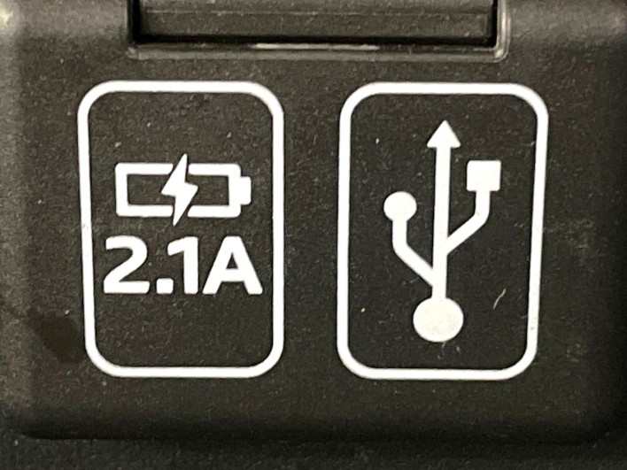 2020 Daihatsu Rocky 5BA-A200S (UW-69f1f680b1986)[16]