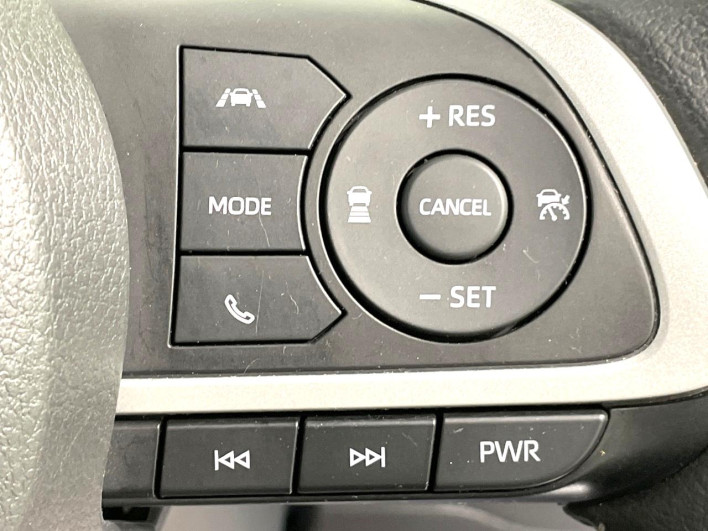 2020 Daihatsu Rocky 5BA-A200S (UW-69f1f680b1986)[22]