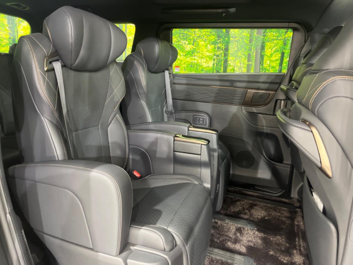 2025 Toyota Vellfire Hybrid 6AA-AAHH40W (UW-69f1f685bbd42)[22]