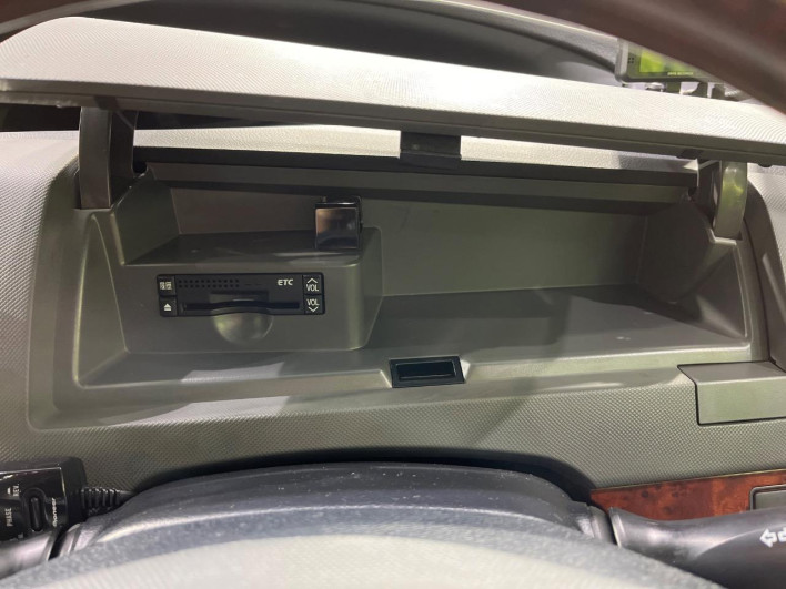 2010 Toyota Estima DBA-ACR55W (UW-69f1f68863c90)[13]