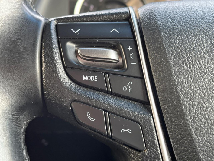 2017 Toyota Vellfire DBA-AGH30W (UW-69f1f68a9f426)[13]