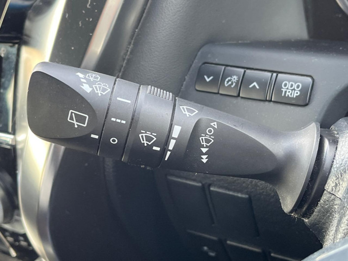 2017 Toyota Vellfire DBA-AGH30W (UW-69f1f68a9f426)[10]