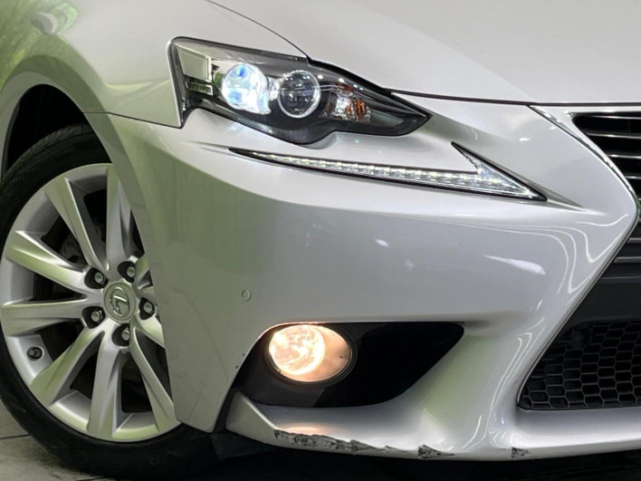 2013 Lexus IS DAA-AVE30 (UW-69f1f694dab16)[13]