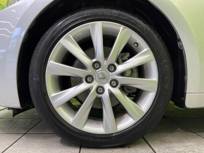 2013 Lexus IS DAA-AVE30 (UW-69f1f694dab16)[12]