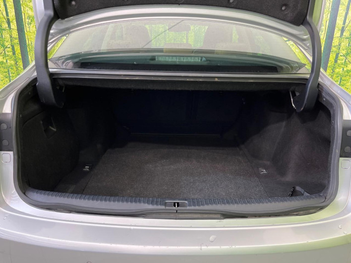 2013 Lexus IS DAA-AVE30 (UW-69f1f694dab16)[29]