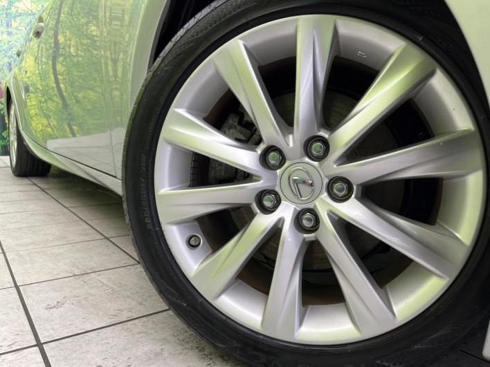 2013 Lexus IS DAA-AVE30 (UW-69f1f694dab16)[15]