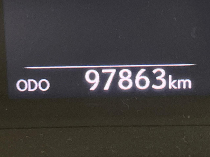 2013 Lexus IS DAA-AVE30 (UW-69f1f694dab16)[2]