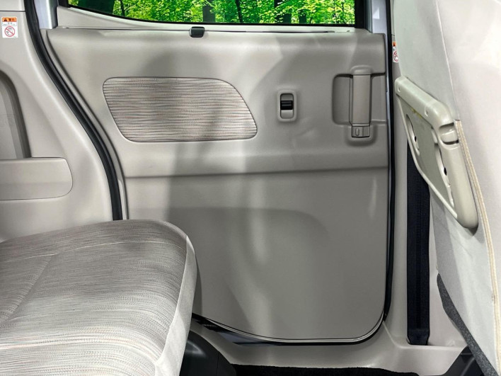 2014 Mitsubishi eK Space DBA-B11A (UW-69f1f6a2d9d60)[11]