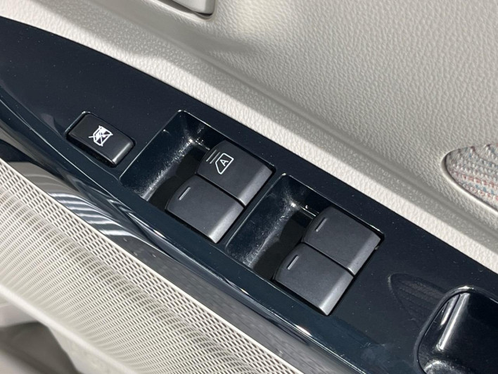 2014 Mitsubishi eK Space DBA-B11A (UW-69f1f6a2d9d60)[21]