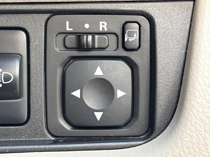 2016 Mitsubishi eK Wagon DBA-B11W (UW-69f1f6a468bcd)[24]