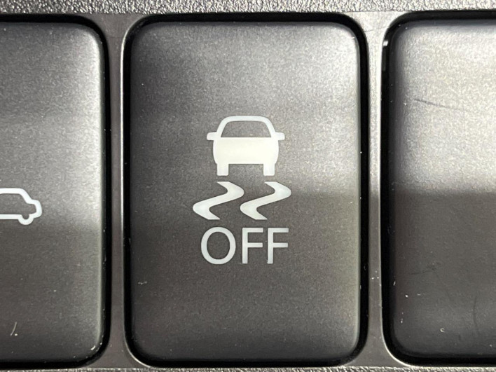 2016 Nissan DAYZ ROOX DBA-B21A (UW-69f1f6a654a7a)[17]