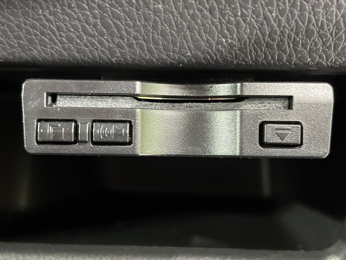 2016 Nissan DAYZ ROOX DBA-B21A (UW-69f1f6a654a7a)[19]