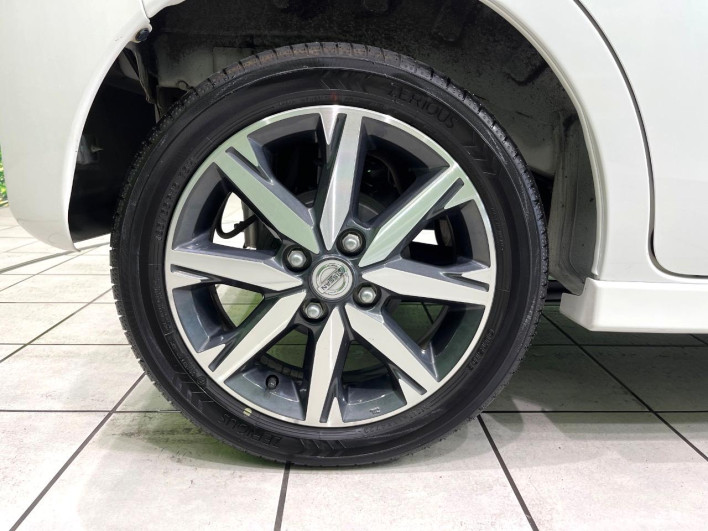 2018 Nissan DAYZ ROOX DBA-B21A (UW-69f1f6a687a1e)[19]