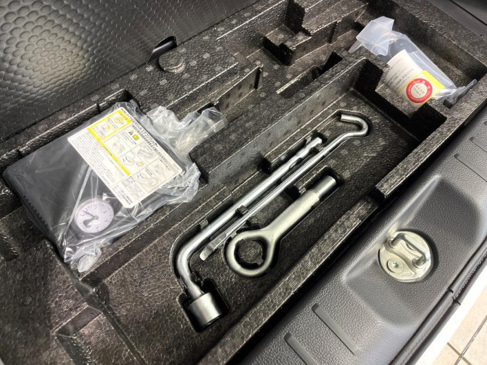 2018 Nissan DAYZ ROOX DBA-B21A (UW-69f1f6a687a1e)[24]