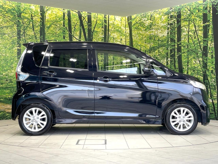 2014 Nissan Days DBA-B21W (UW-69f1f6a88151a)[16]