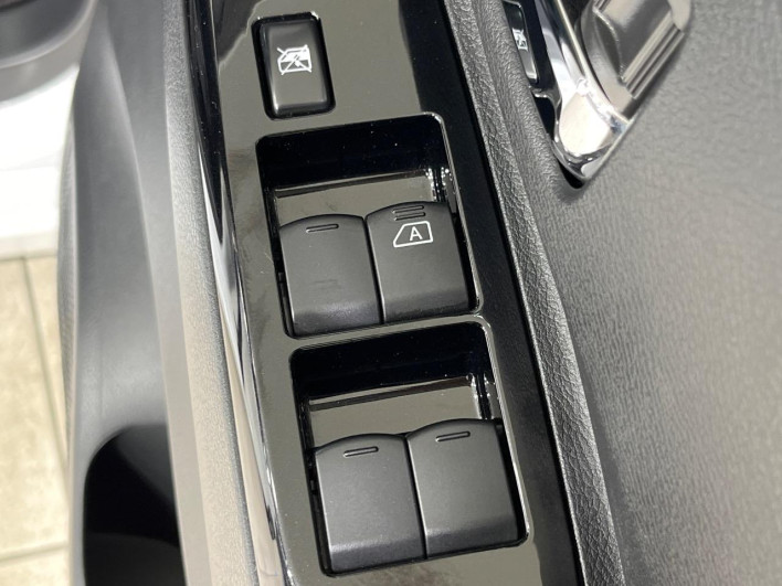 2023 Nissan Roox 4AA-B48A (UW-69f1f6b8a92ee)[12]