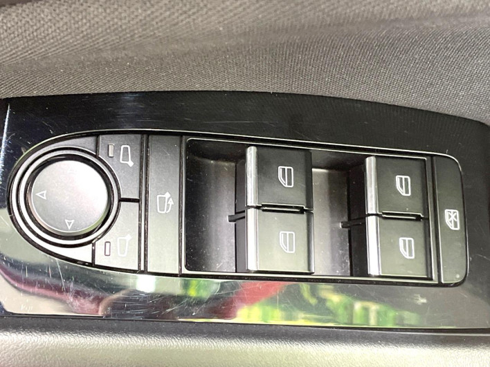 2022 Mazda Mazda 3 Fastback 3DA-BP8P (UW-69f1f6babe683)[10]