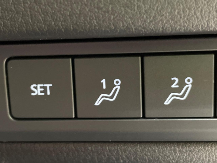 2024 Mazda Mazda 3 Fastback 5AA-BPFJ3R (UW-69f1f6bb07807)[26]