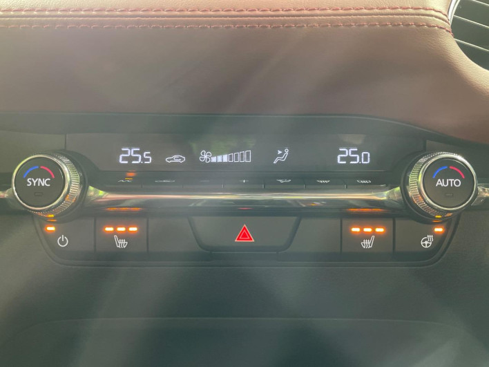 2024 Mazda Mazda 3 Fastback 5AA-BPFJ3R (UW-69f1f6bb07807)[11]