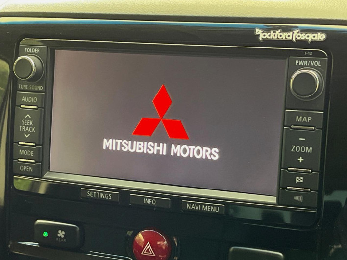 2015 Mitsubishi Delica D:5 LDA-CV1W (UW-69f1f6bb7b121)[11]