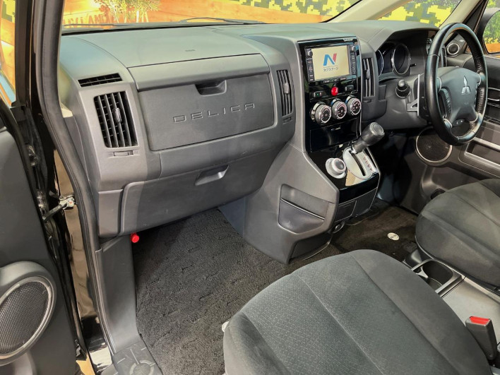 2015 Mitsubishi Delica D:5 LDA-CV1W (UW-69f1f6bb7b121)[23]