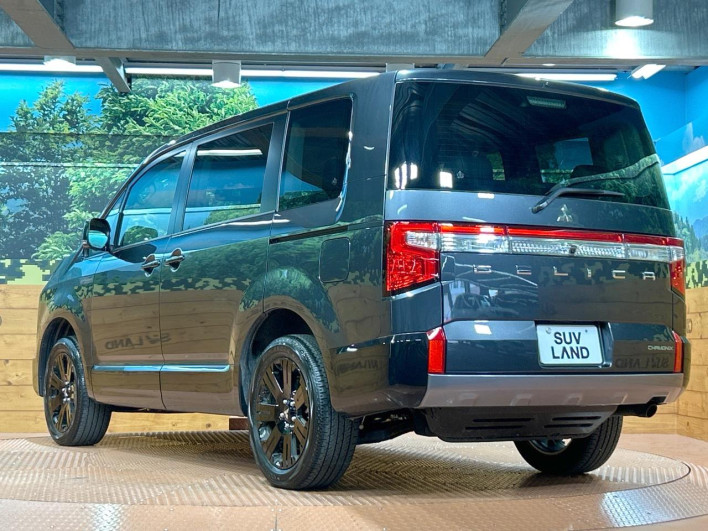2025 Mitsubishi Delica D:5 3DA-CV1W (UW-69f1f6be512b6)[13]