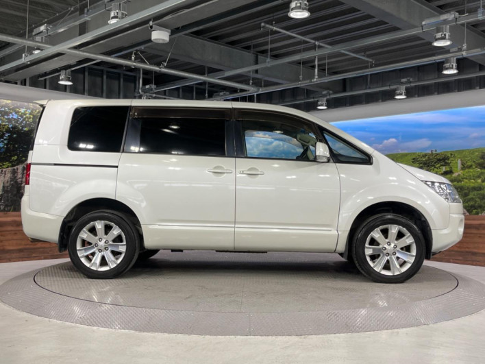2015 Mitsubishi Delica D:5 DBA-CV5W (UW-69f1f6be889ab)[8]