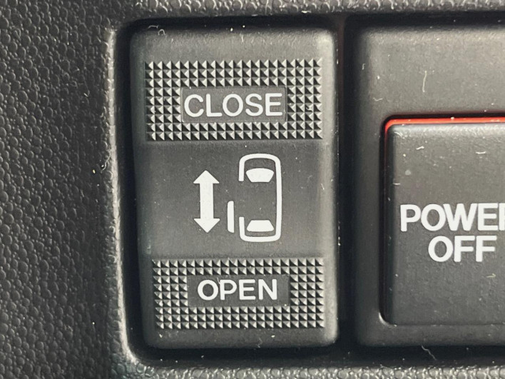 2012 Nissan La Festa DBA-CWEFWN (UW-69f1f6bf5f964)[27]