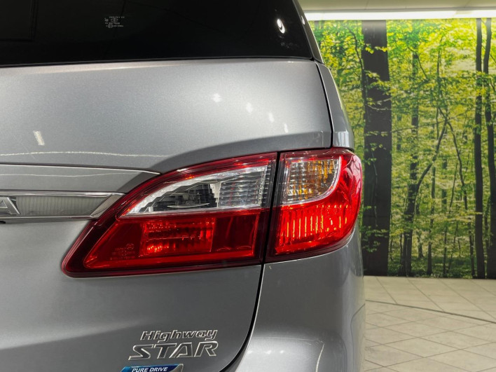 2012 Nissan La Festa DBA-CWEFWN (UW-69f1f6bf5f964)[8]