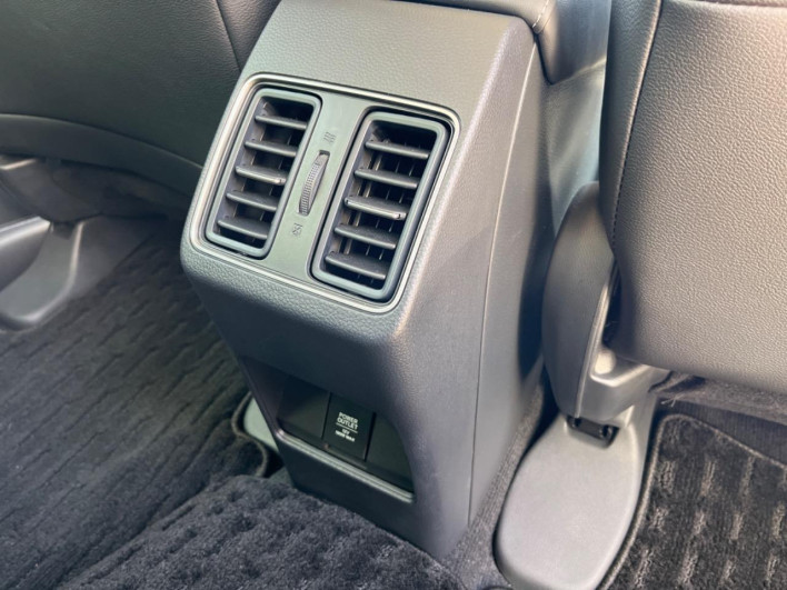 2024 Honda WR-V 5BA-DG5 (UW-69f1f6c0c4ee8)[24]