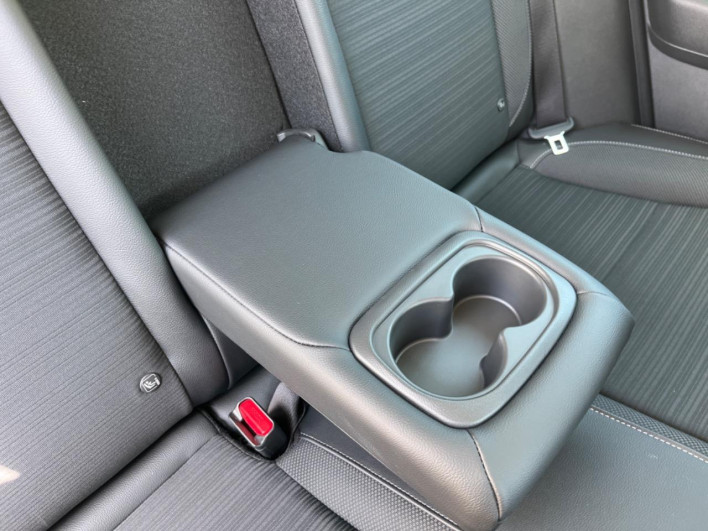 2024 Honda WR-V 5BA-DG5 (UW-69f1f6c0c4ee8)[25]