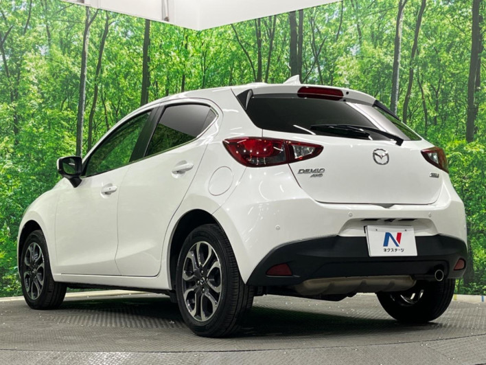 2017 Mazda Demio LDA-DJ5AS (UW-69f1f6c1d3bf5)[23]