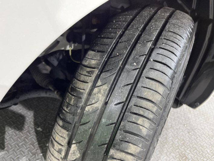 2017 Mazda Demio LDA-DJ5AS (UW-69f1f6c1d3bf5)[9]