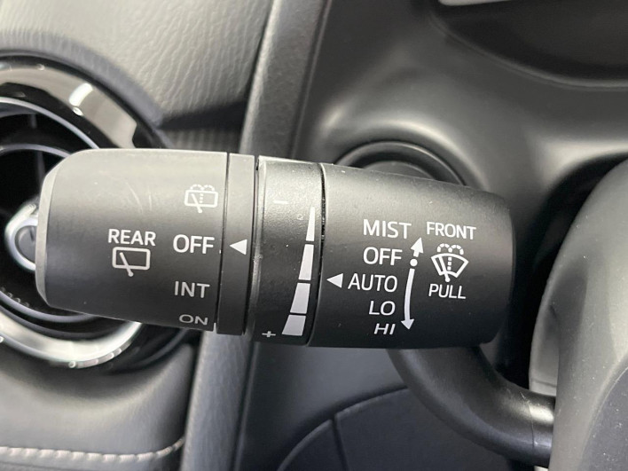 2016 Mazda Demio LDA-DJ5FS (UW-69f1f6c2cb9d5)[23]