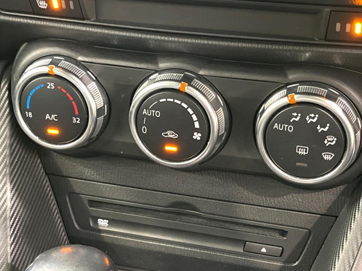 2017 Mazda Demio LDA-DJ5FS (UW-69f1f6c319bde)[24]