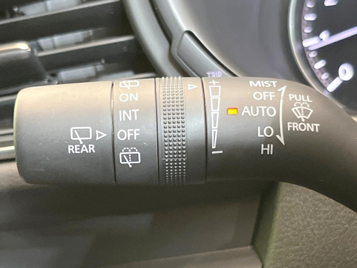 2023 Mazda CX-30 5AA-DMEJ3P (UW-69f1f6c44edad)[25]