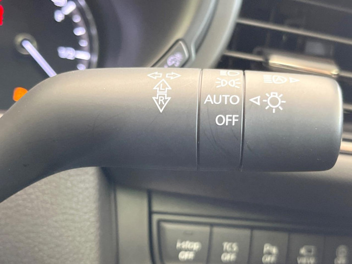 2023 Mazda CX-30 5AA-DMEJ3P (UW-69f1f6c44edad)[24]