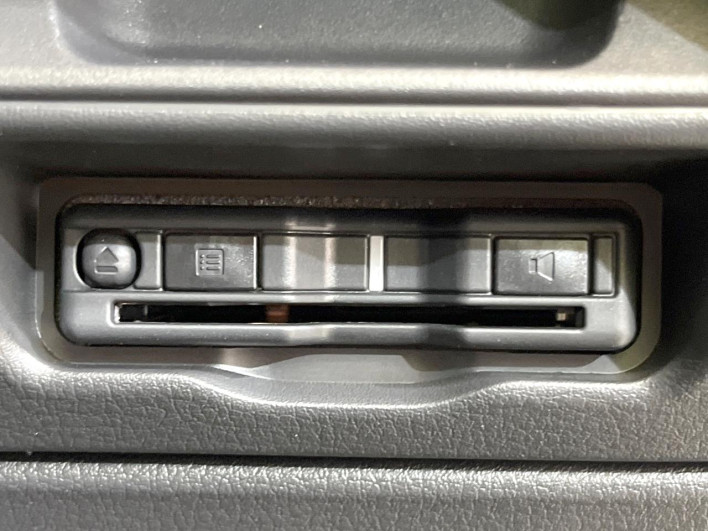 2023 Mazda CX-30 5AA-DMEJ3P (UW-69f1f6c44edad)[16]