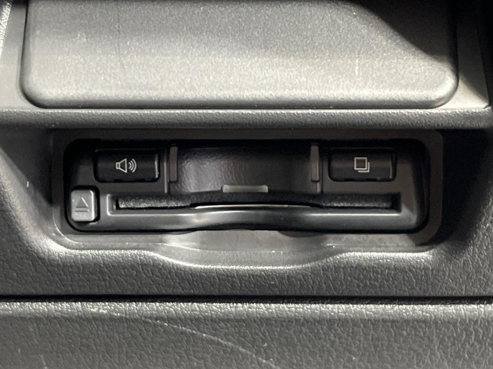 2019 Mazda CX-30 5BA-DMEP (UW-69f1f6c4d3d04)[21]